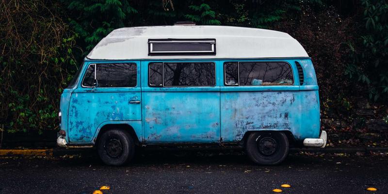 JVCAN设备集成AI边缘计算：为企业管理咨询与业务解决方案带来革命性的实时行为分析预警